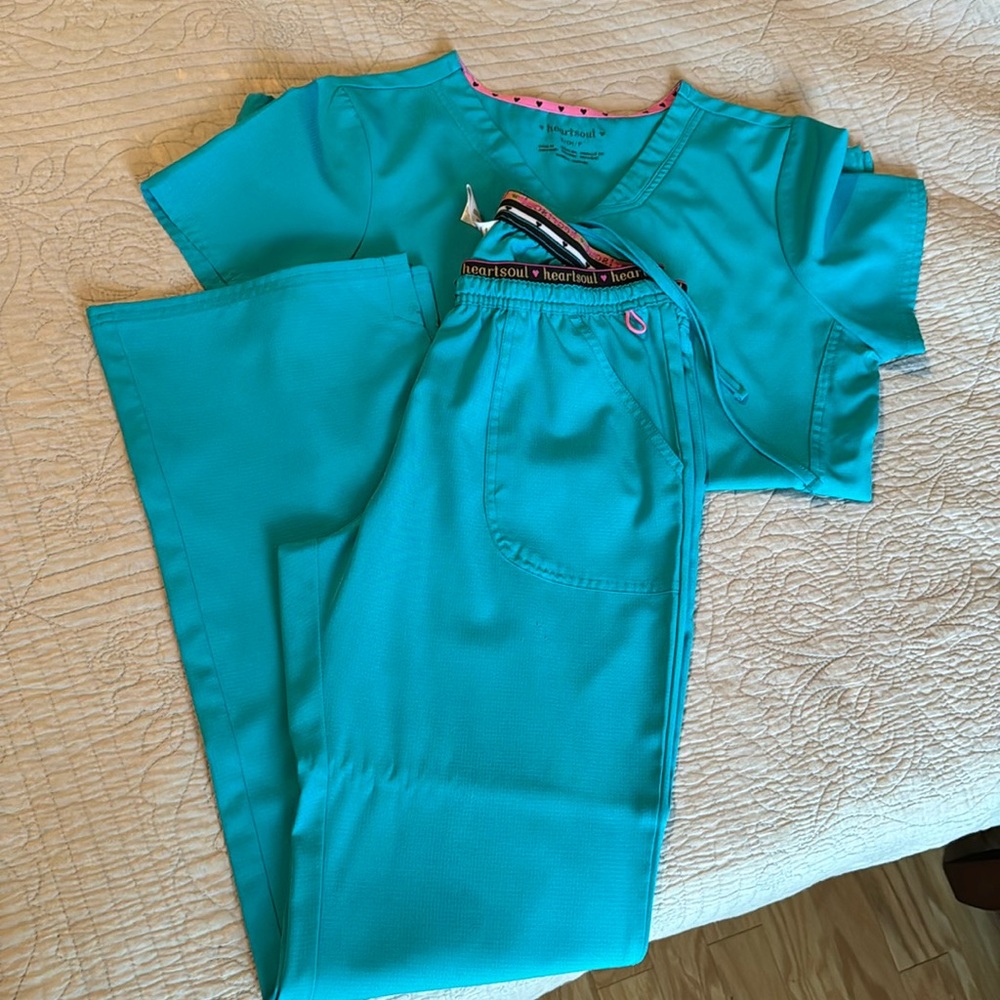 Heart & Soul Scrub Set Size Small